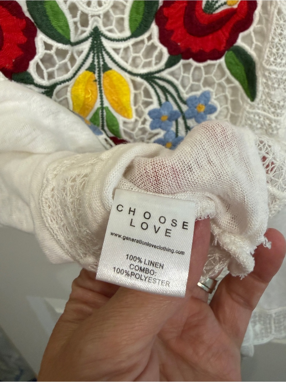 Gorgeous size L Generation Love White linen Embroidered top with lace detail. - Picture 5 of 7
